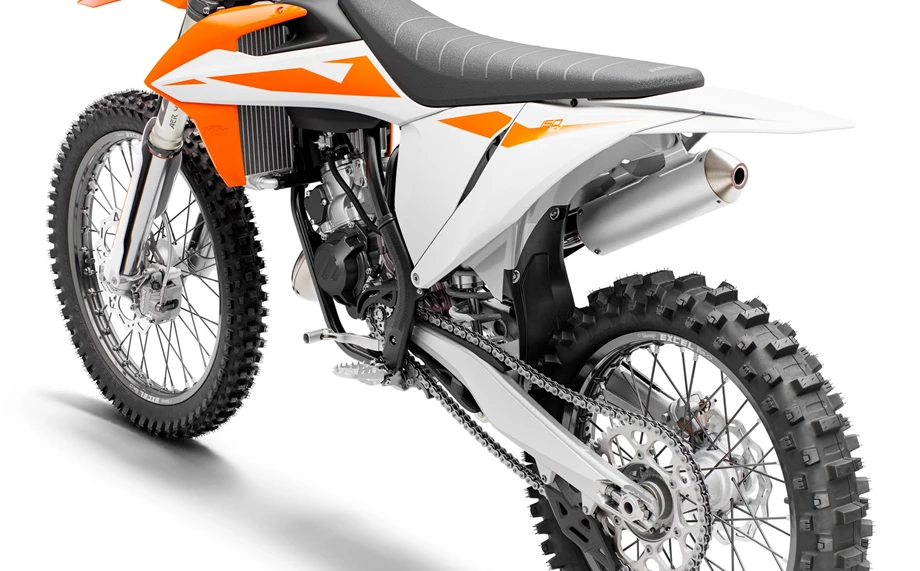 KTM 150 SX Bild 9: KTM 150 SX