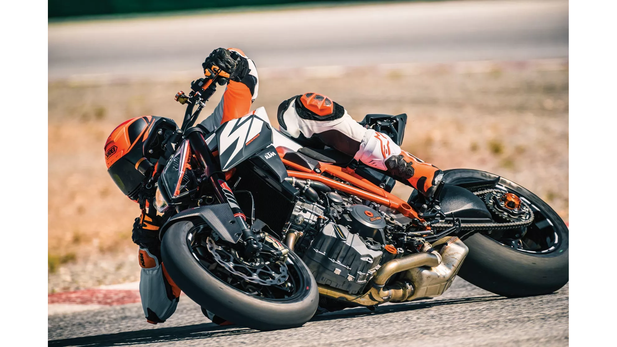 KTM 1290 Super Duke R - Image 11 KTM 1290 Super Duke R - Image 11