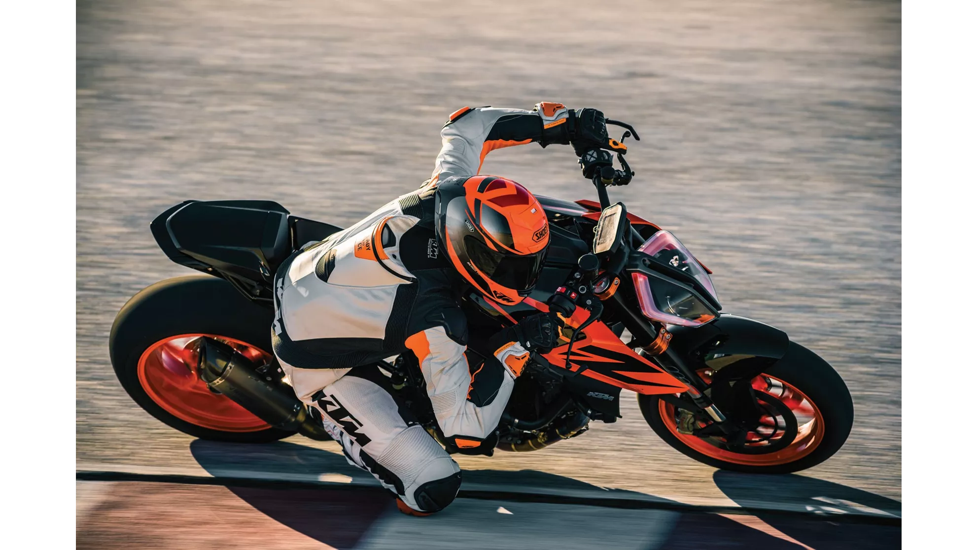 KTM 1290 Super Duke R - Image 13 KTM 1290 Super Duke R - Image 13