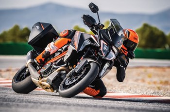 KTM 1290 Super Duke GT 2019 - Bild 2 KTM 1290 Super Duke GT 2019 - Bild 2