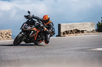 KTM 1290 Super Duke GT 2019 - Bild 23 KTM 1290 Super Duke GT 2019 - Bild 23