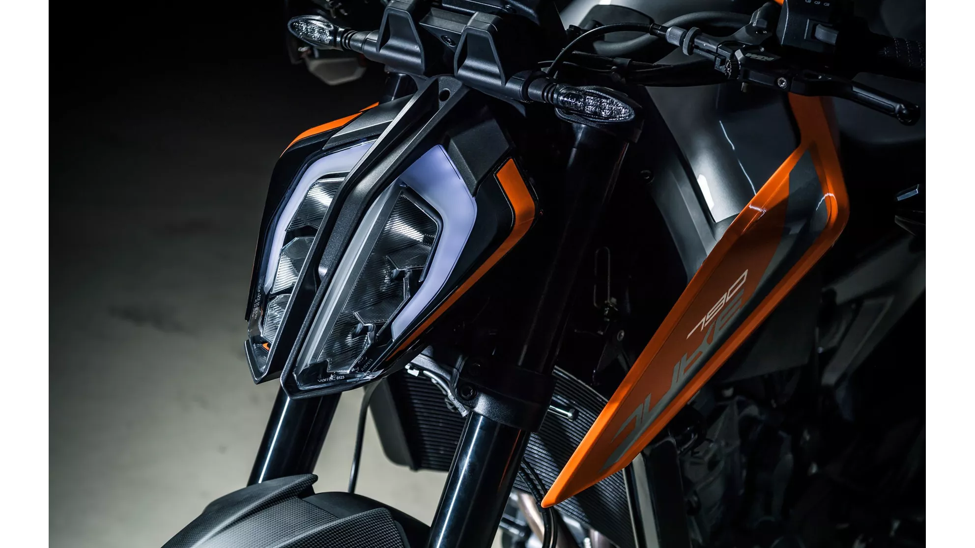 KTM 790 Duke - Image 2 KTM 790 Duke - Image 2
