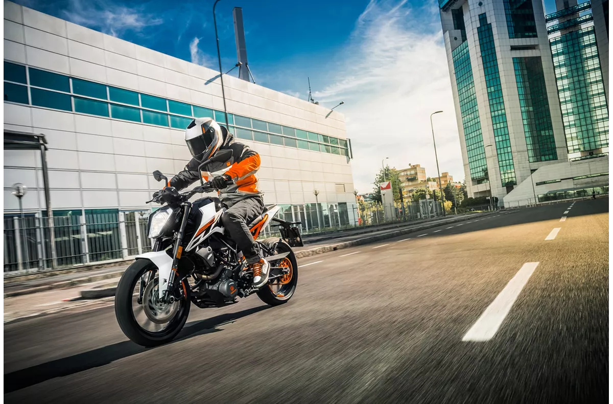 KTM 250 Duke KTM 250 Duke