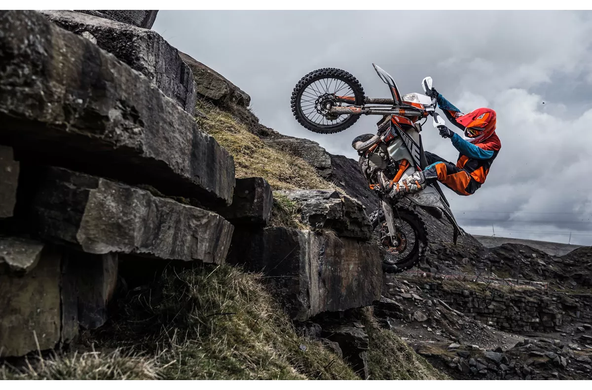 KTM 300 EXC TPI KTM 300 EXC TPI