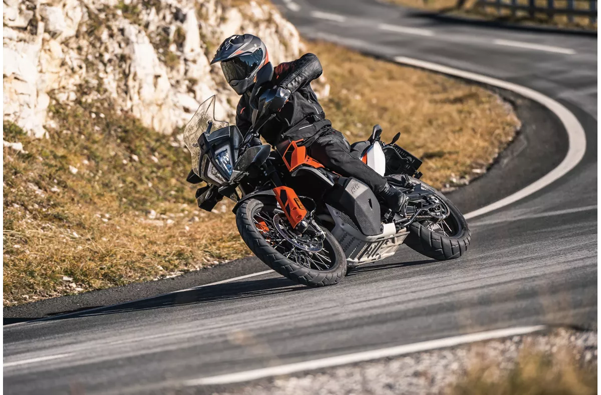 KTM 790 Adventure KTM 790 Adventure