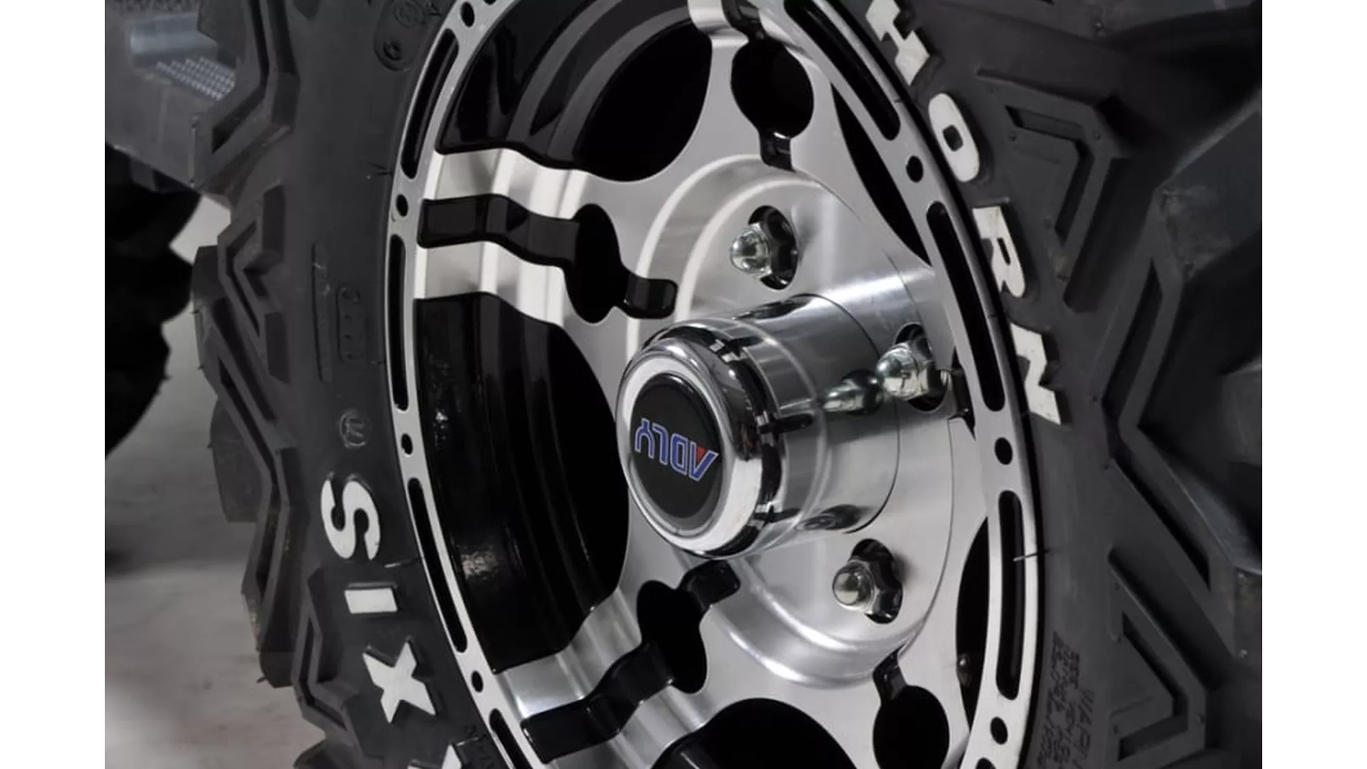 Adly Conquest 700 EFI EPS 4x4 - Image 4 Adly Conquest 700 EFI EPS 4x4 - Image 4