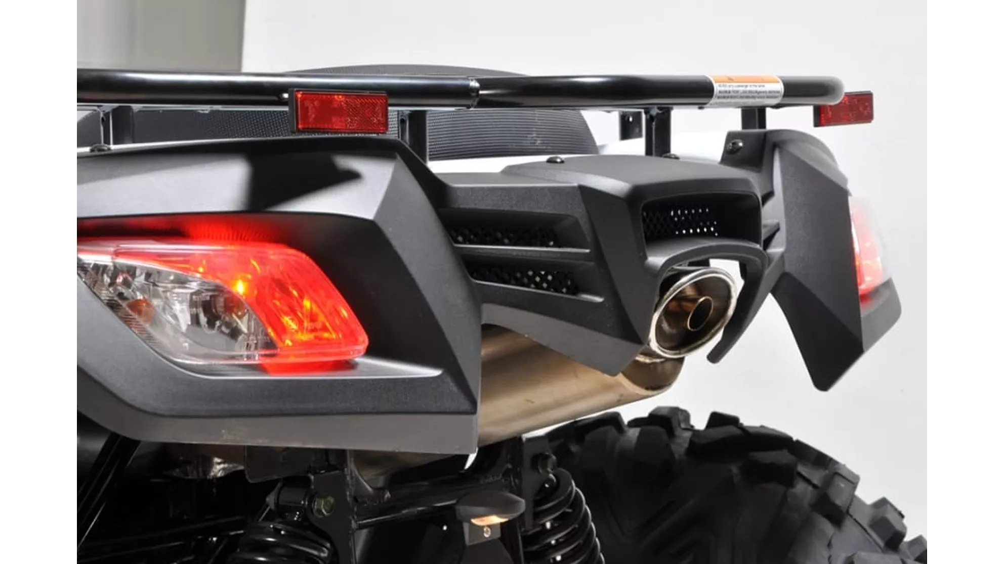 Adly Conquest 700 EFI SE 4x4 - Image 2 Adly Conquest 700 EFI SE 4x4 - Image 2