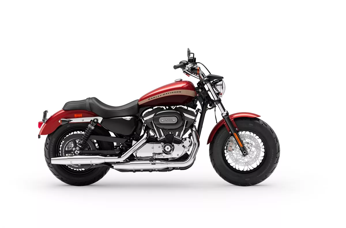 Harley-Davidson Sportster XL 1200C Custom Harley-Davidson Sportster XL 1200C Custom