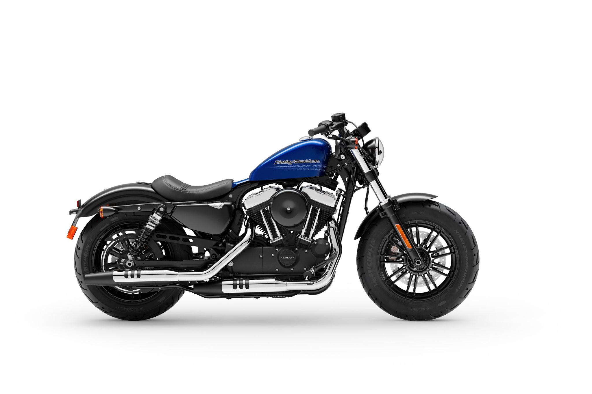Motorrad Vergleich Harley Davidson Sportster Xl 1200x Forty Eight 2019 Vs Ducati Monster 1000 2005