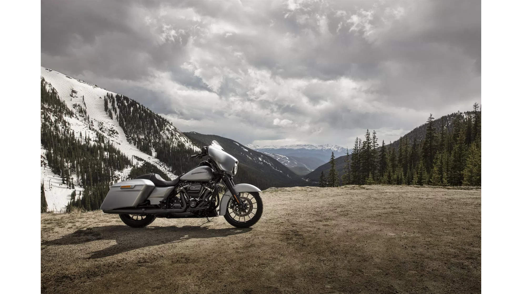 Harley-Davidson Touring Street Glide Special FLHXS - Image 3 Harley-Davidson Touring Street Glide Special FLHXS - Image 3