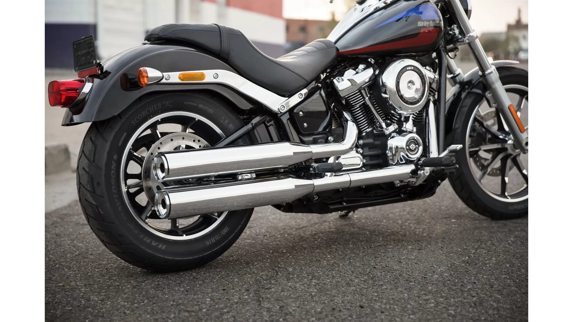 Harley-Davidson Softail Low Rider FXLR - Image 4 Harley-Davidson Softail Low Rider FXLR - Image 4