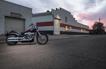 Harley-Davidson Softail Low Rider FXLR 2019 - Bild 7 Harley-Davidson Softail Low Rider FXLR 2019 - Bild 7