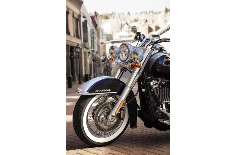 Harley-Davidson Softail Deluxe FLDE 2019