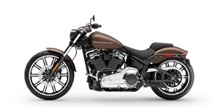 Harley-Davidson Sportster S RH1250S 2021 vs Harley-Davidson Softail Breakout FXBR 2019