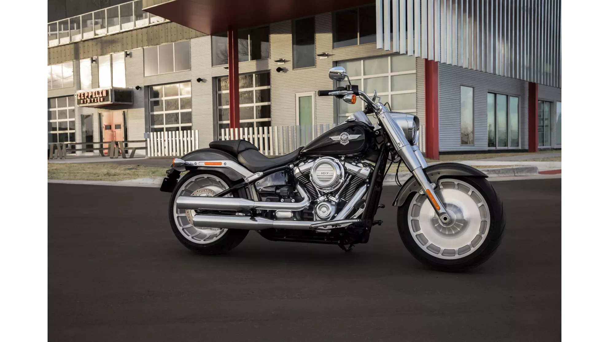 Harley-Davidson Softail Fat Boy FLFB - Image 5 Harley-Davidson Softail Fat Boy FLFB - Image 5
