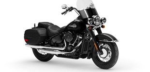 Harley-Davidson Softail Heritage Classic FLHC 2019 vs Harley-Davidson Softail Heritage Classic FLSTC 2006