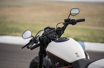 Harley-Davidson Softail FXDR 114 FXDRS 2019 - Bild 12 Harley-Davidson Softail FXDR 114 FXDRS 2019 - Bild 12