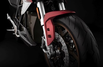 Zero SR/F 2019 - Bild 25 Zero SR/F 2019 - Bild 25