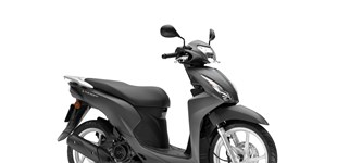 Suzuki UX 125 Sixteen 2012 vs Honda NSC Vision 110 2019