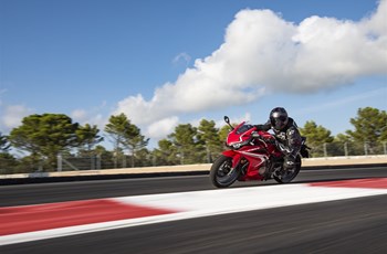 Honda CBR500R 2019 - Bild 3 Honda CBR500R 2019 - Bild 3