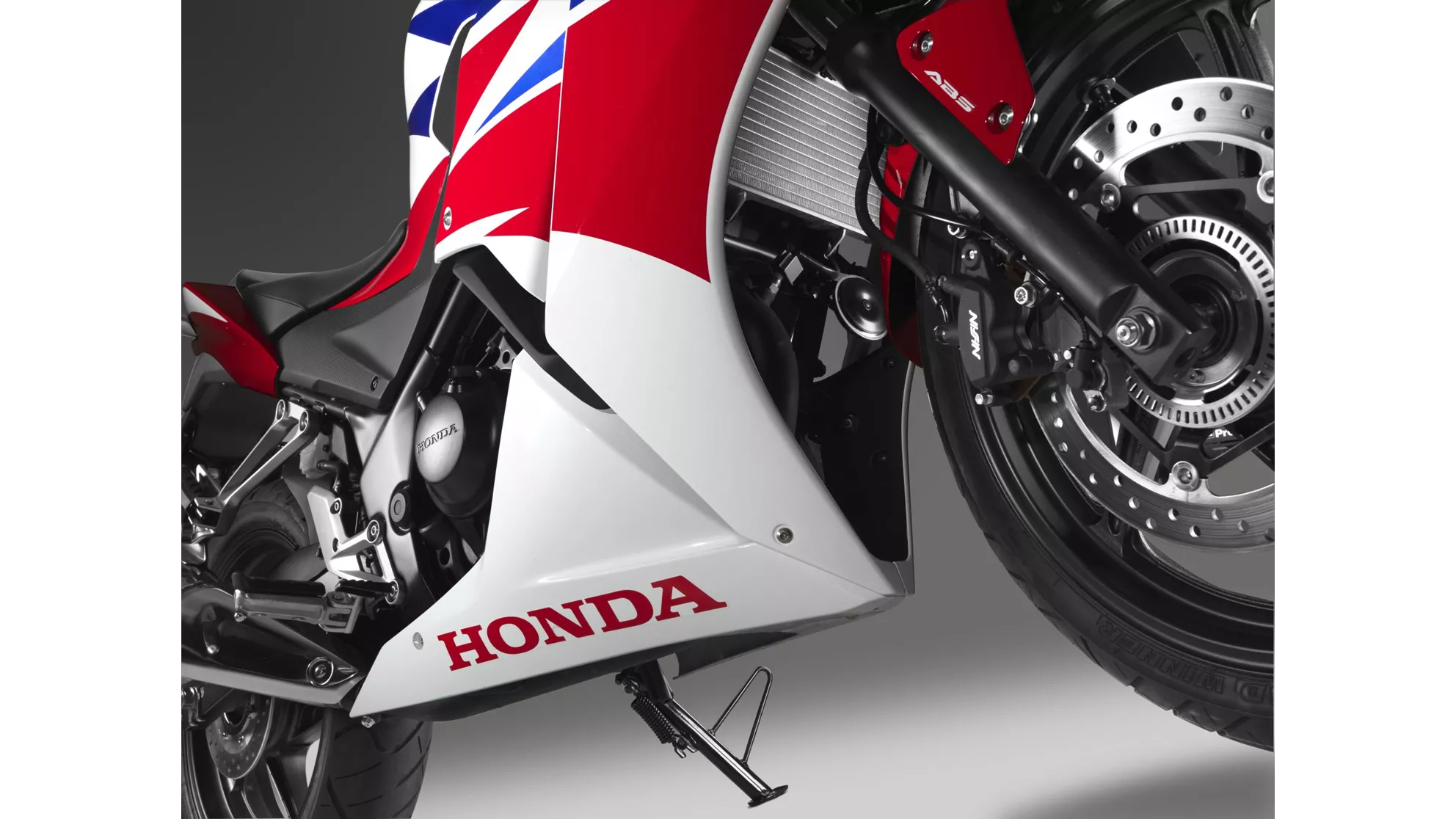 Honda CBR 300 R - Image 13 Honda CBR 300 R - Image 13