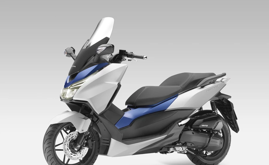 Honda Forza 125 Bild 18: Honda Forza 125