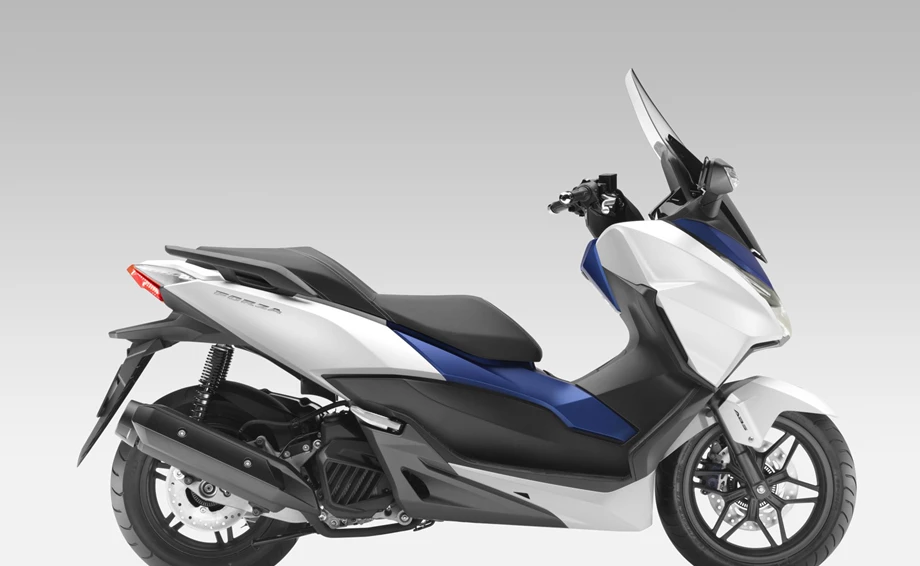 Honda Forza 125 Bild 24: Honda Forza 125