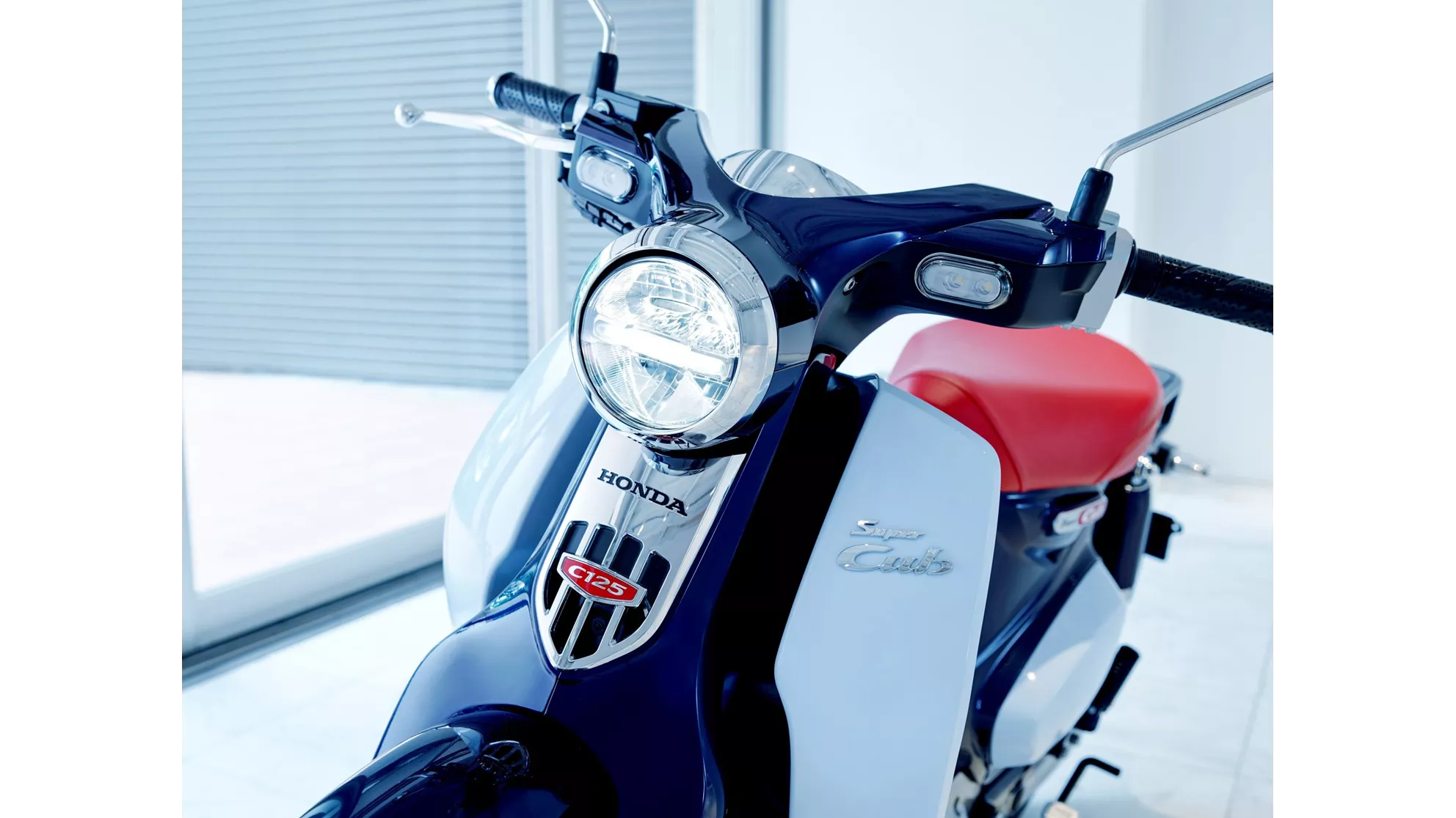 Honda Super Cub C 125 - Image 4 Honda Super Cub C 125 - Image 4