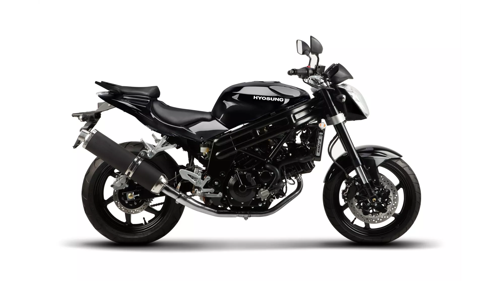 Hyosung GT 650i Naked - Image 1 Hyosung GT 650i Naked - Image 1