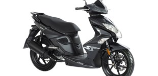 Kymco Super 8 50i 2019 vs Kymco Super 8 R 50i 2023