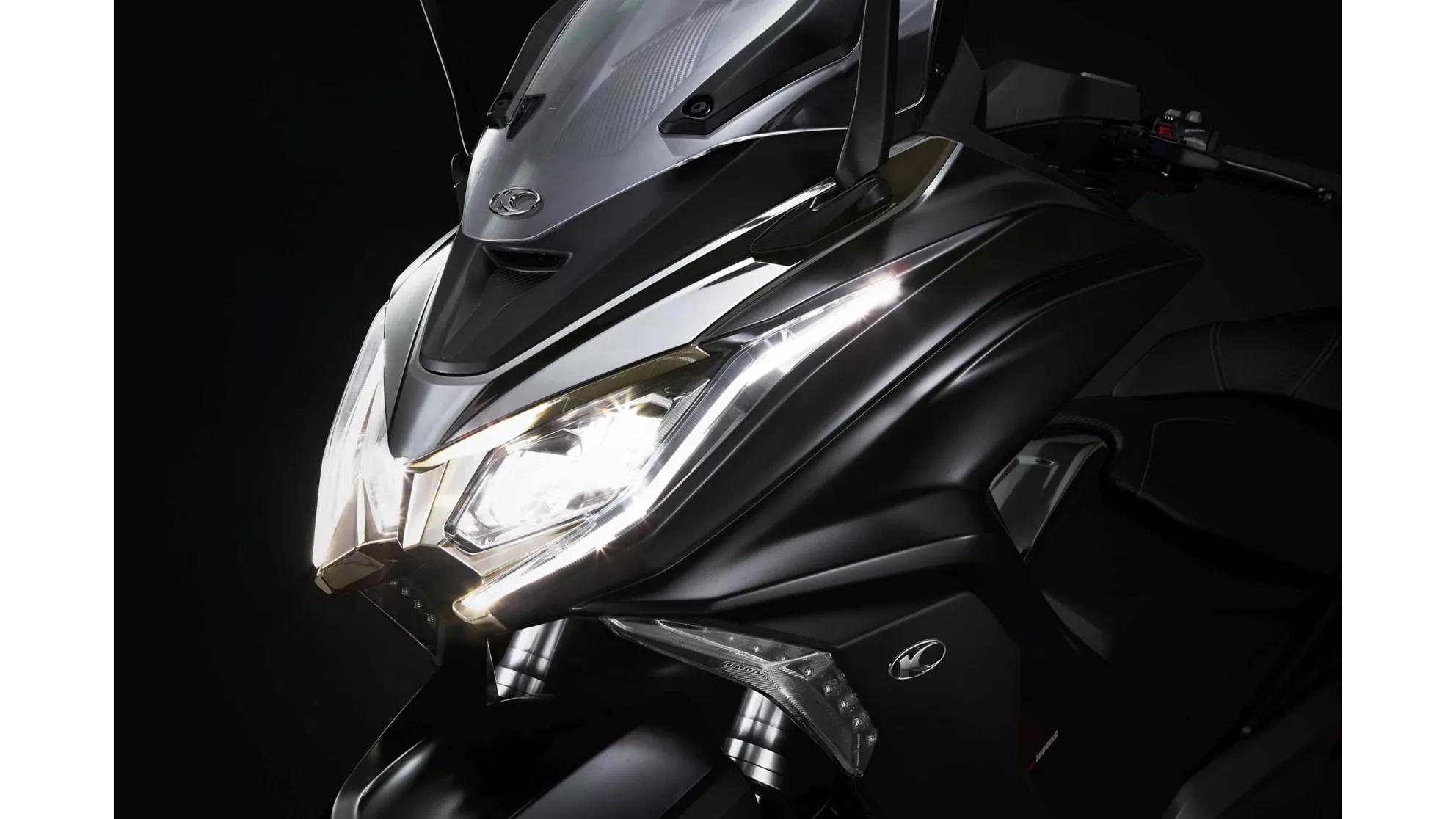 Kymco AK 550i ABS - Image 4 Kymco AK 550i ABS - Image 4