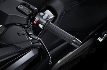Kymco AK 550i ABS 2019 - Bild 18 Kymco AK 550i ABS 2019 - Bild 18