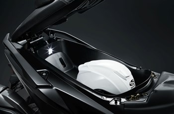 Kymco AK 550i ABS 2019 - Bild 34 Kymco AK 550i ABS 2019 - Bild 34