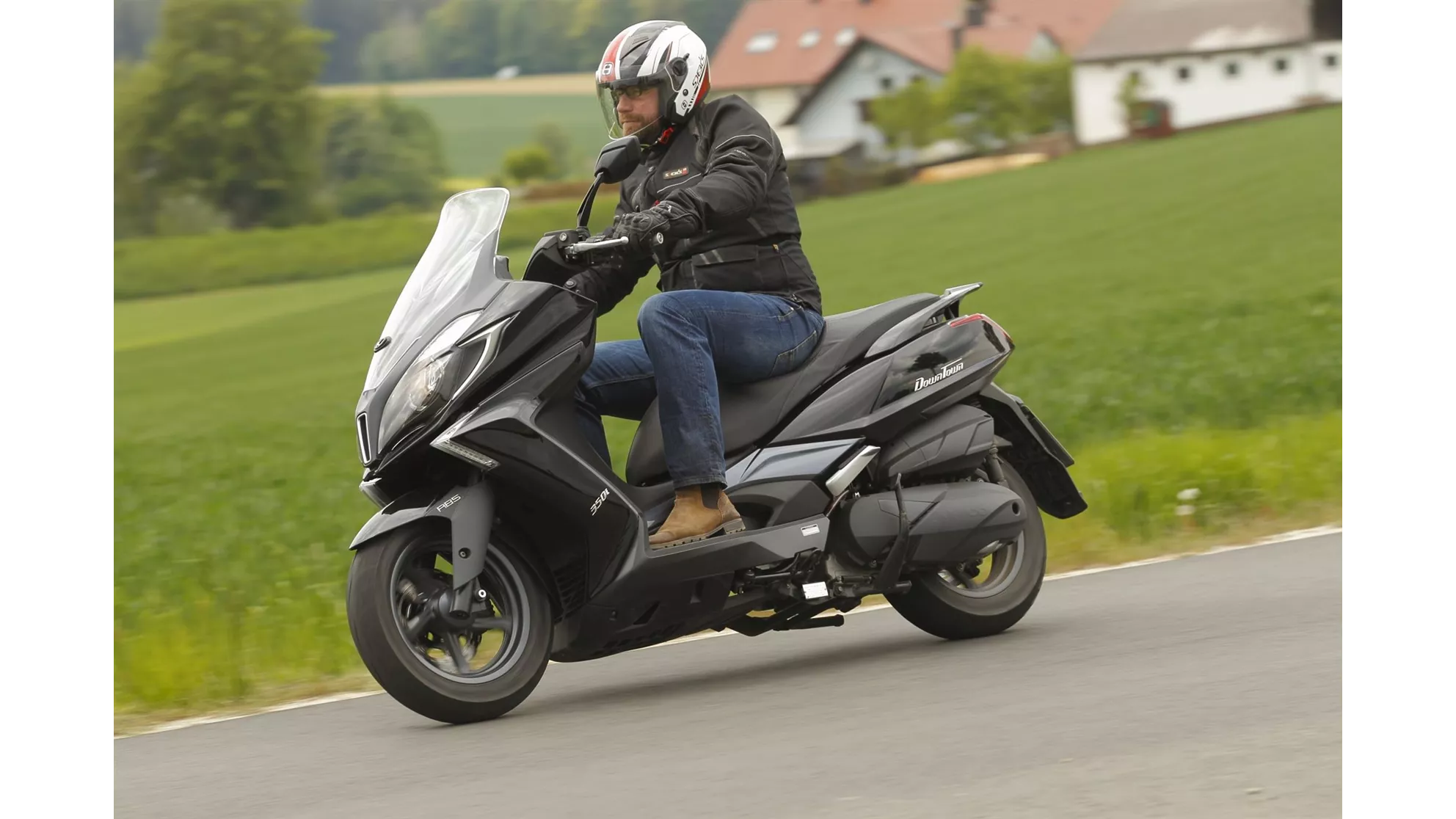 Kymco New Downtown 350i ABS - Image 8 Kymco New Downtown 350i ABS - Image 8