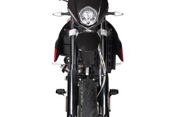 Malaguti XSM 125 Supermoto 2019 - Bild 7 Malaguti XSM 125 Supermoto 2019 - Bild 7