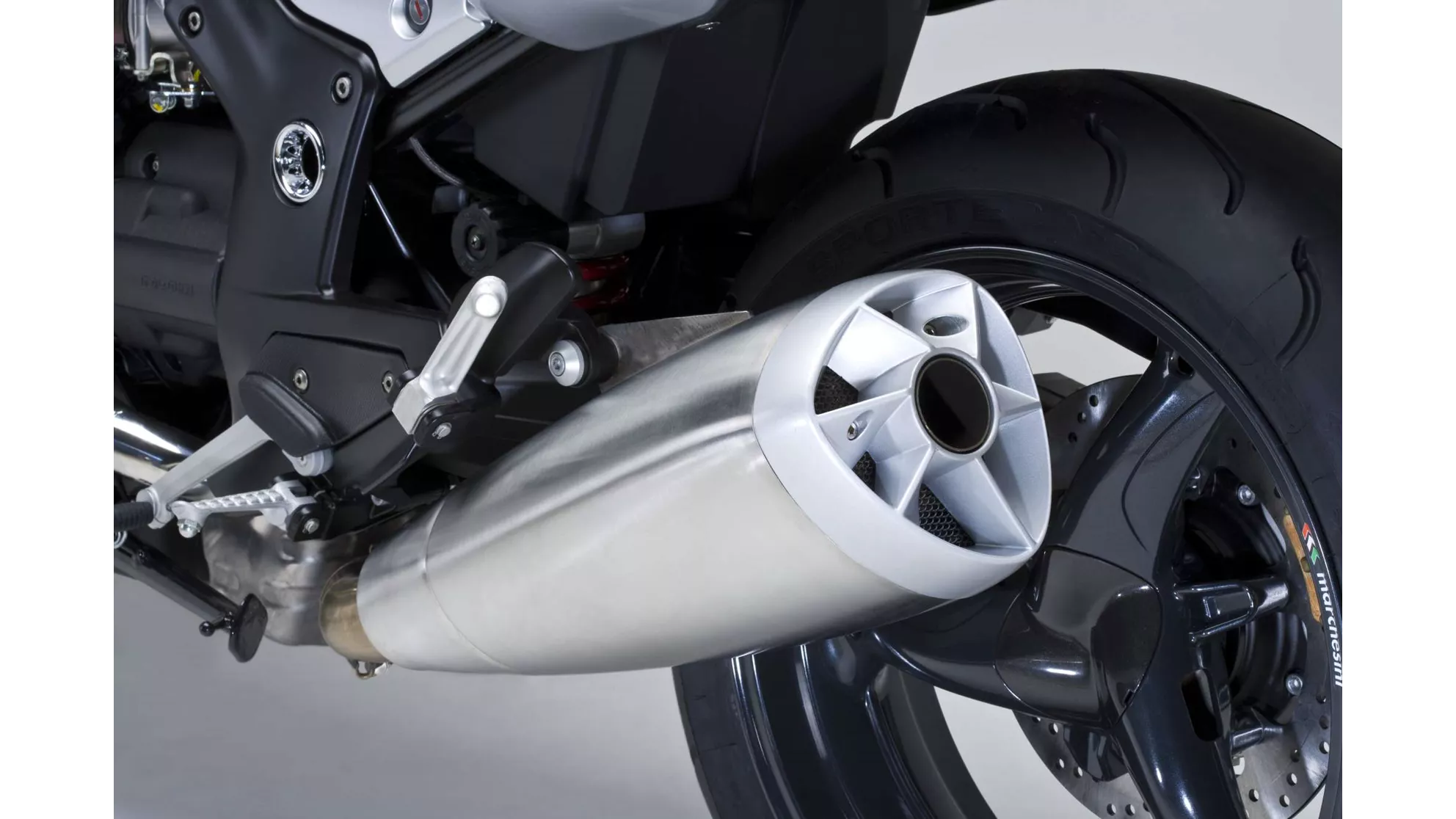 Moto Guzzi 1200 Sport - Resim 4