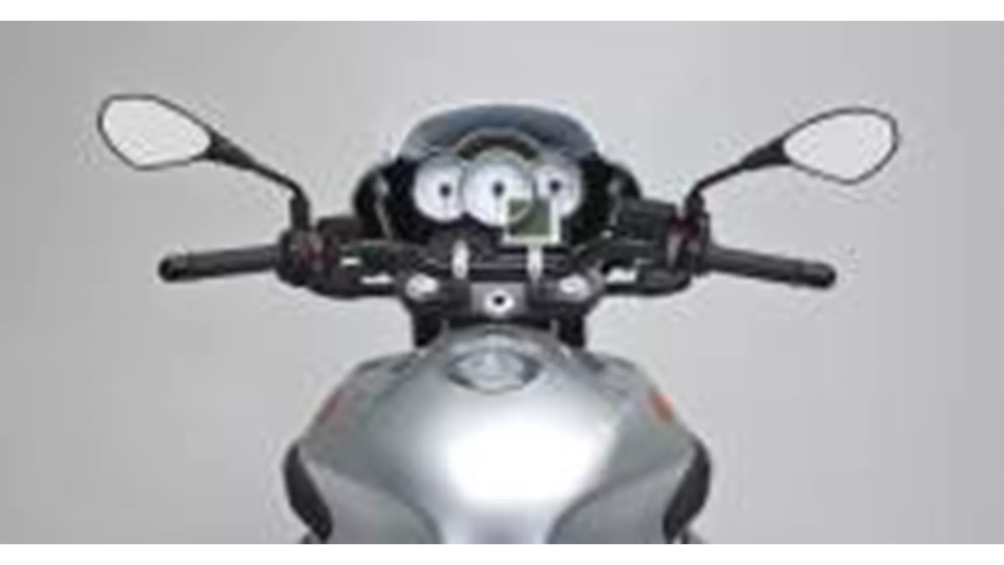 Moto Guzzi 1200 Sport Corsa 4V - Obrázek 3