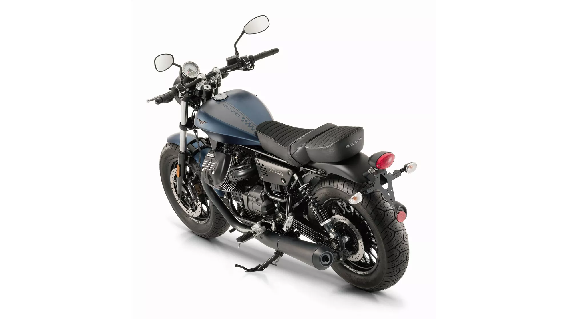 Moto Guzzi V9 Bobber - Image 1 Moto Guzzi V9 Bobber - Image 1