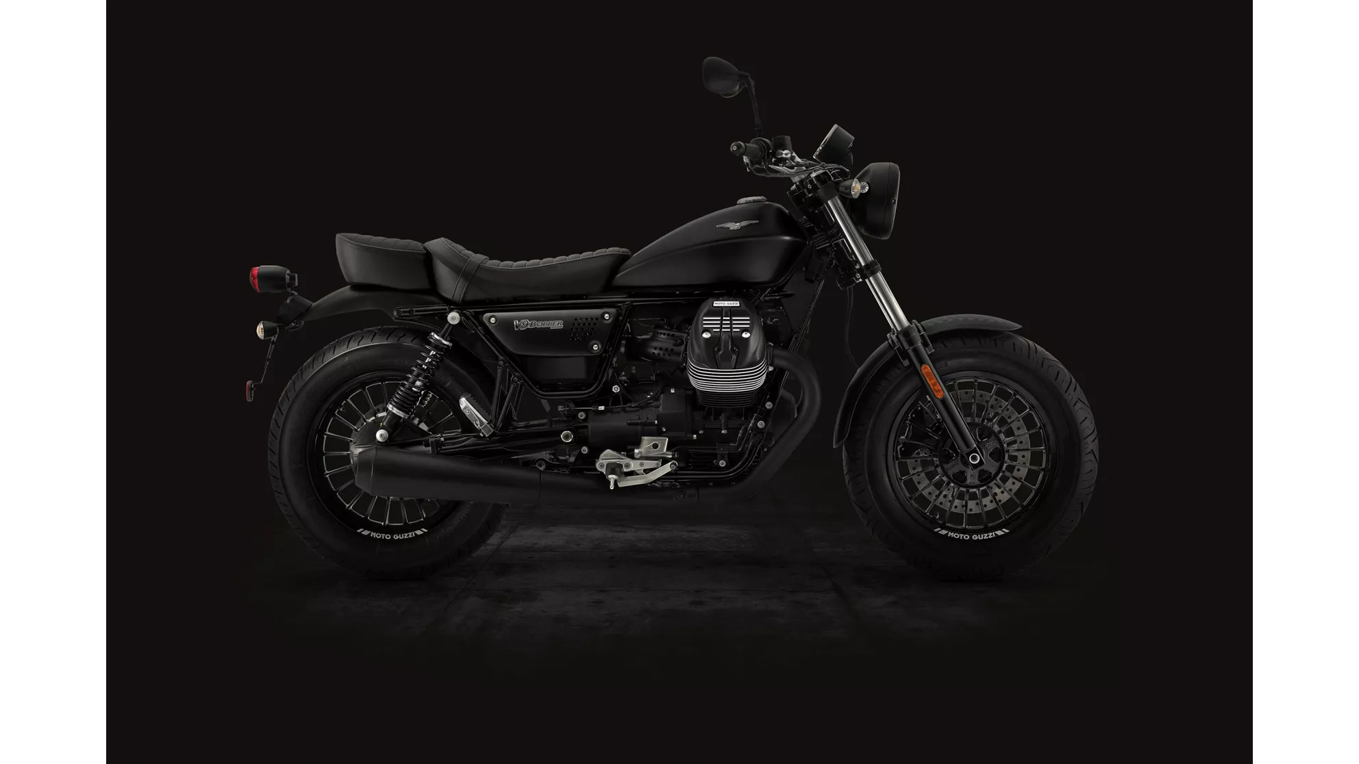 Moto Guzzi V9 Bobber - Image 6 Moto Guzzi V9 Bobber - Image 6