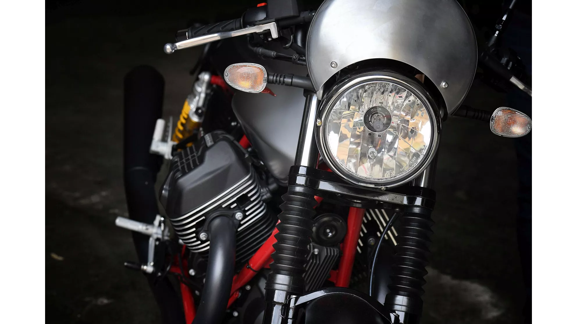 Moto Guzzi V7 III Racer - Image 13 Moto Guzzi V7 III Racer - Image 13