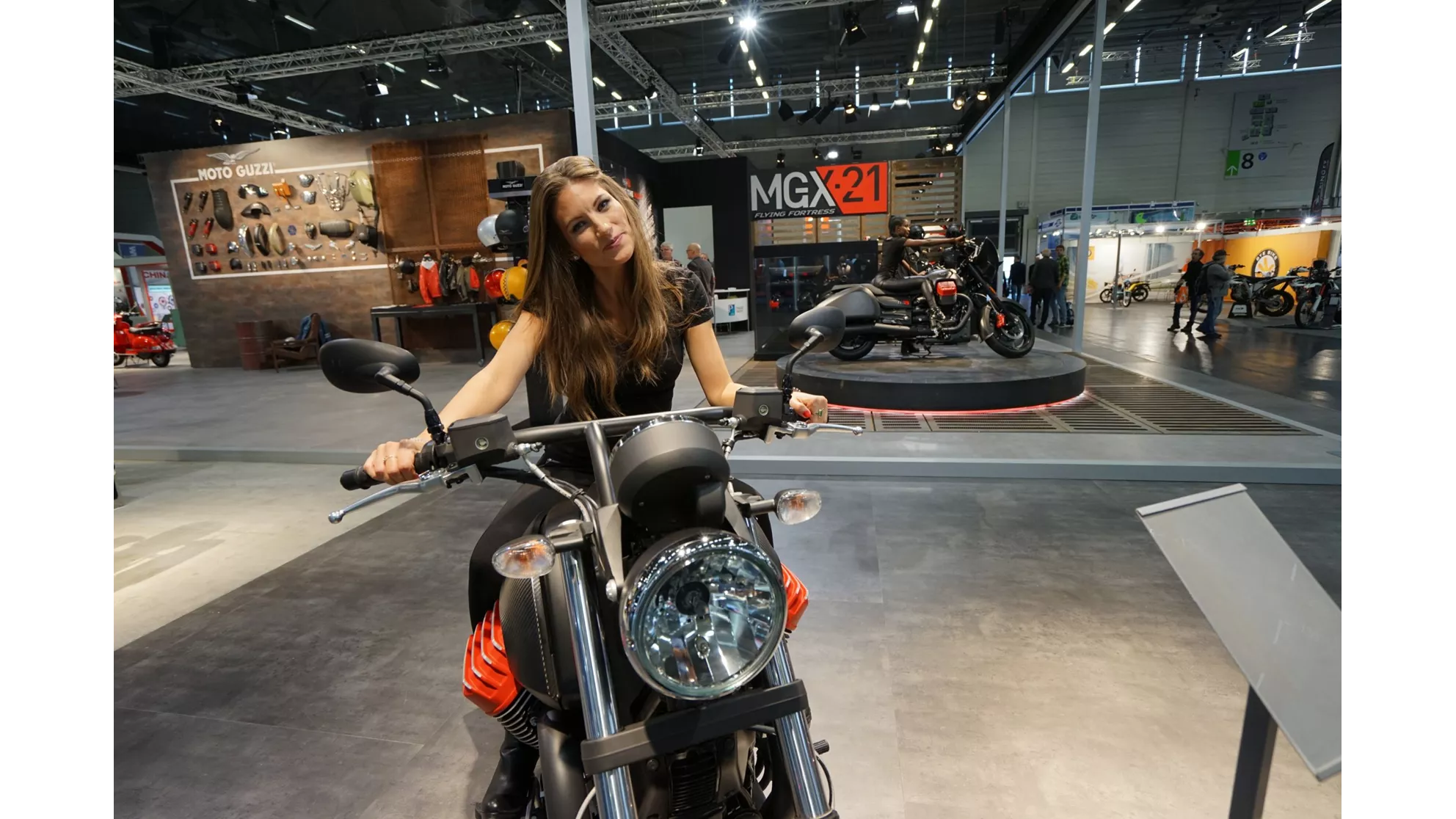 Moto Guzzi California 1400 Audace Carbon - Image 3 Moto Guzzi California 1400 Audace Carbon - Image 3