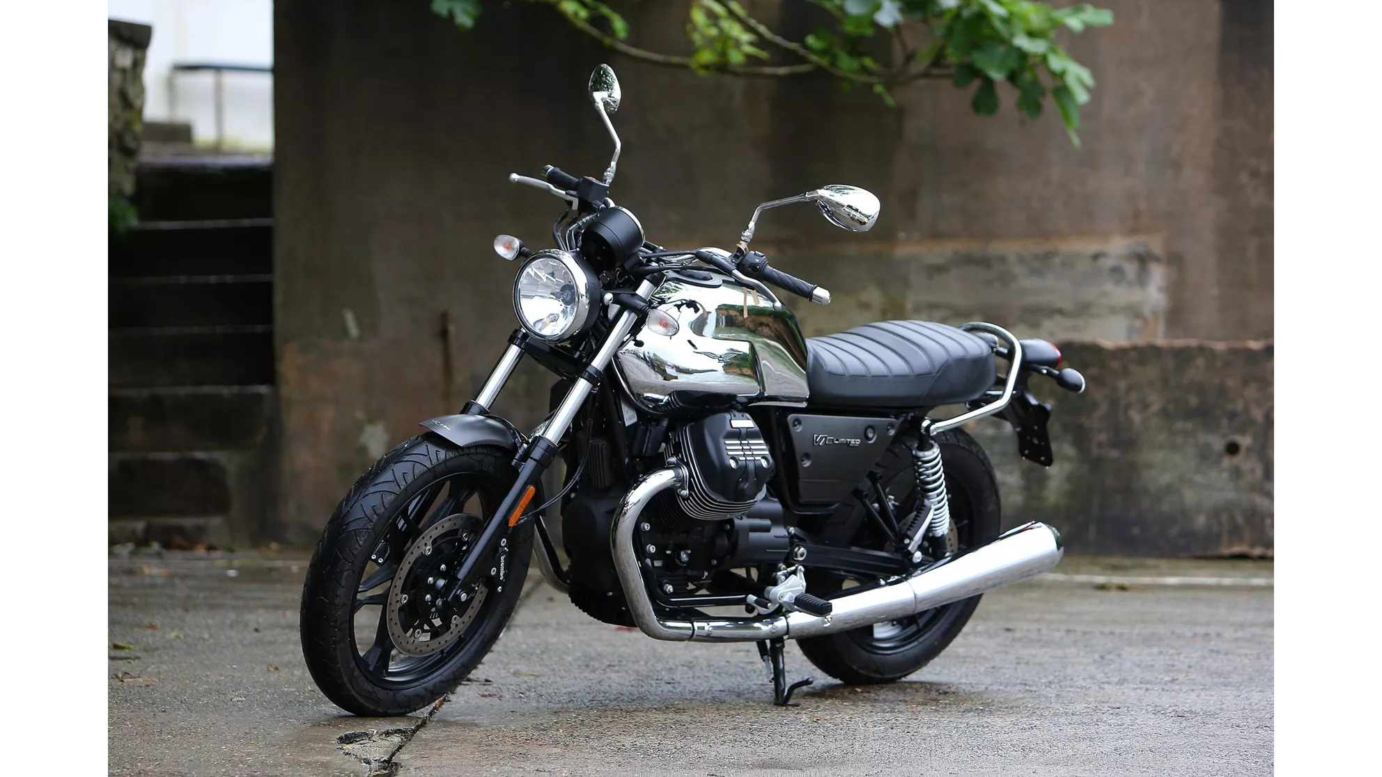Moto Guzzi V7 III Limited - Image 9 Moto Guzzi V7 III Limited - Image 9