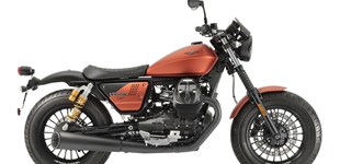 Moto Guzzi V85 TT 2023 vs Moto Guzzi V9 Bobber Sport 2019