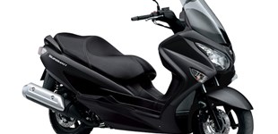 Suzuki Burgman 125 2019 vs Yamaha XMAX 125 2019