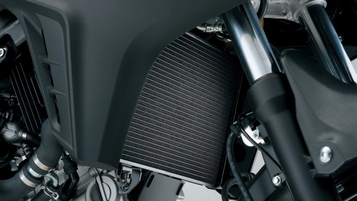 Suzuki V-Strom 650 Bild 6: Suzuki V-Strom 650