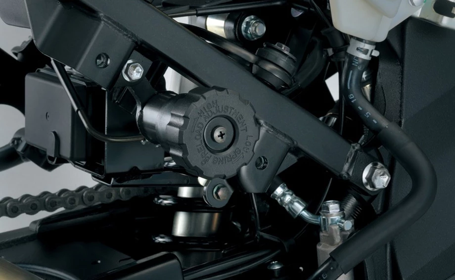 Suzuki V-Strom 650 Bild 15: Suzuki V-Strom 650