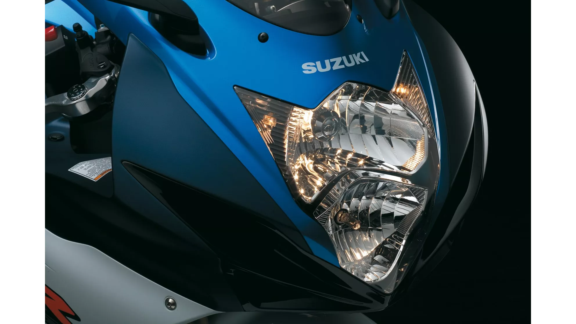 Suzuki GSX-R 750 - Obrázek 6