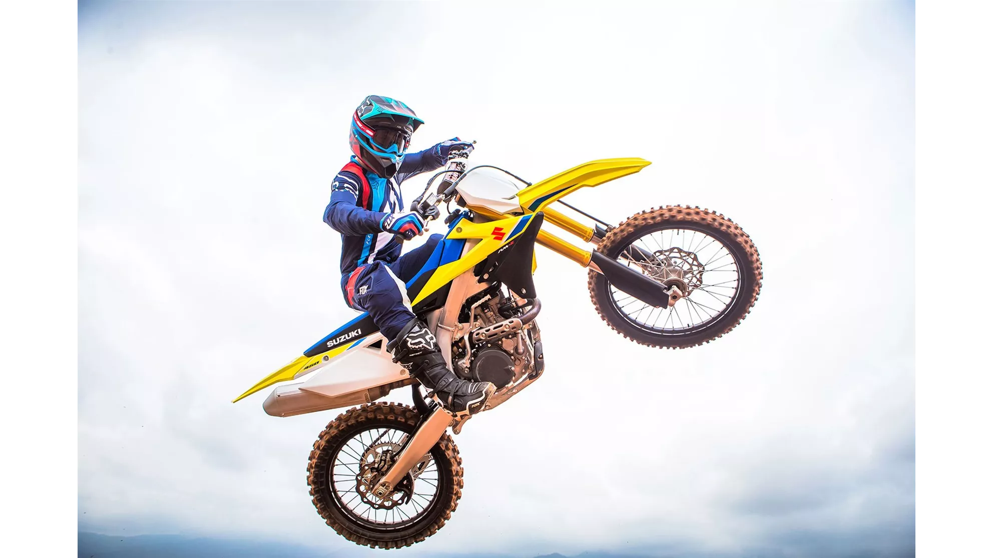 Suzuki RM-Z450 - Image 2 Suzuki RM-Z450 - Image 2