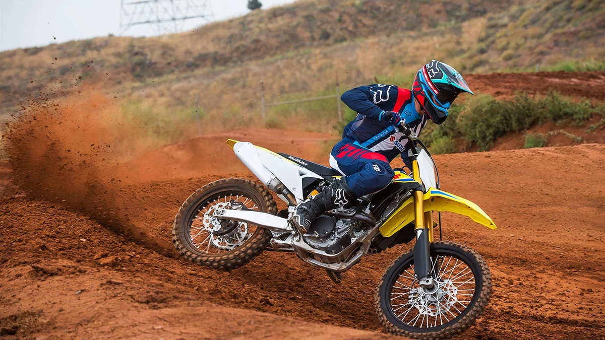 Suzuki RM-Z450 Bild 13: Suzuki RM-Z450
