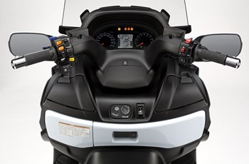 Suzuki Burgman 650 Executive 2019 - Bild 12 Suzuki Burgman 650 Executive 2019 - Bild 12